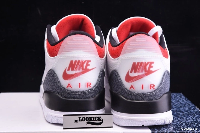 AIR RETRO RED